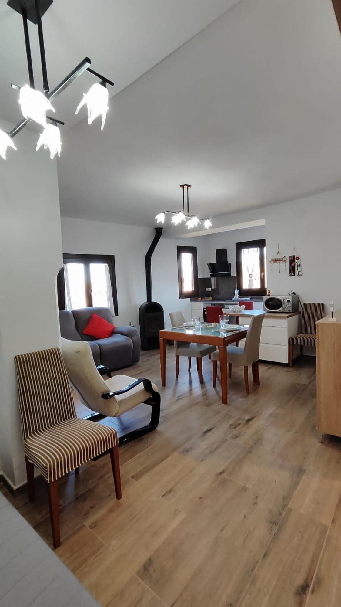 Cr Vista Alegre Villa Mazaleon Екстериор снимка